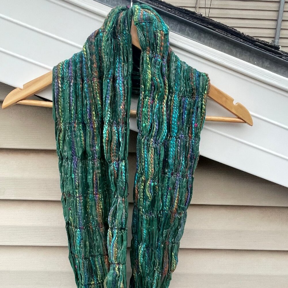 Infinity Scarf - Great colors, Very Chic!